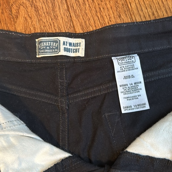 Signature Levi Strauss & Co Jeans - Picture 2 of 4